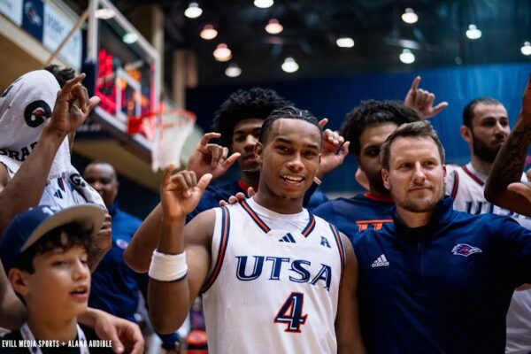 Smurf Millender UTSA Austin Claunch