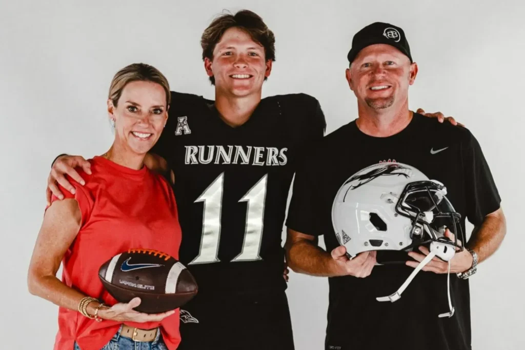 Maguire Gasperson with his parents at his UTSA official visit (Photo by Maguire Gasperson)