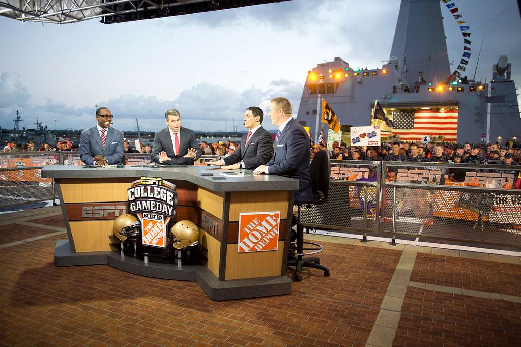 What It Would Look Like If College GameDay Came to San Antonio for a UTSA Game